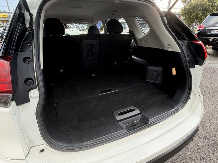2019 Nissan X-TRAIL ST