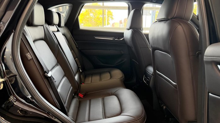 2026 Mazda CX-5 G35 Akera