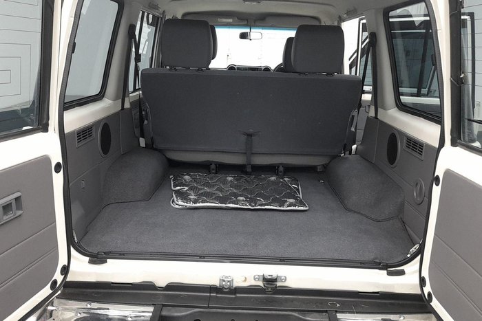 2022 Toyota Landcruiser GXL