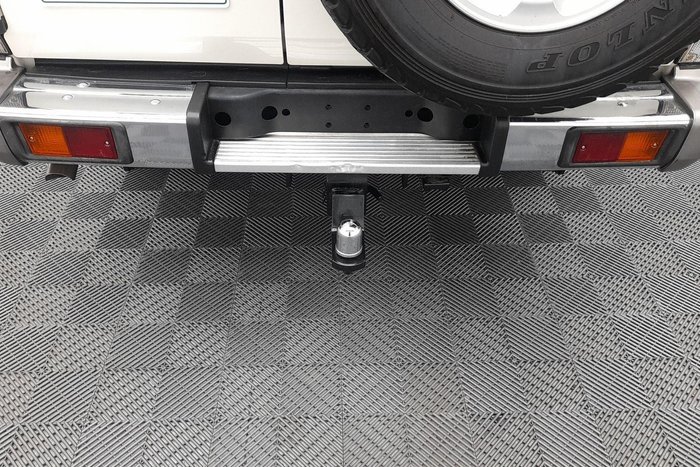 2022 Toyota Landcruiser GXL