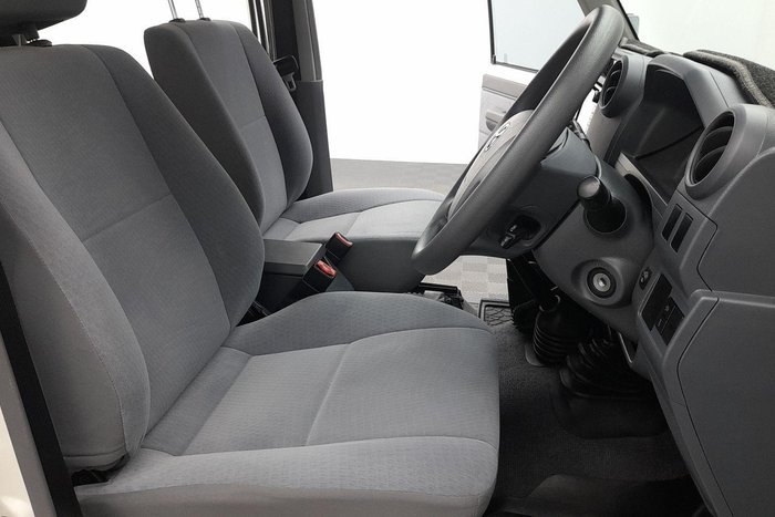 2022 Toyota Landcruiser GXL