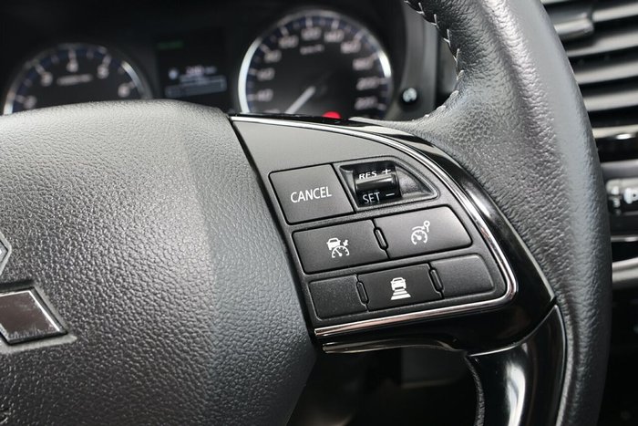 2019 Mitsubishi Outlander LS