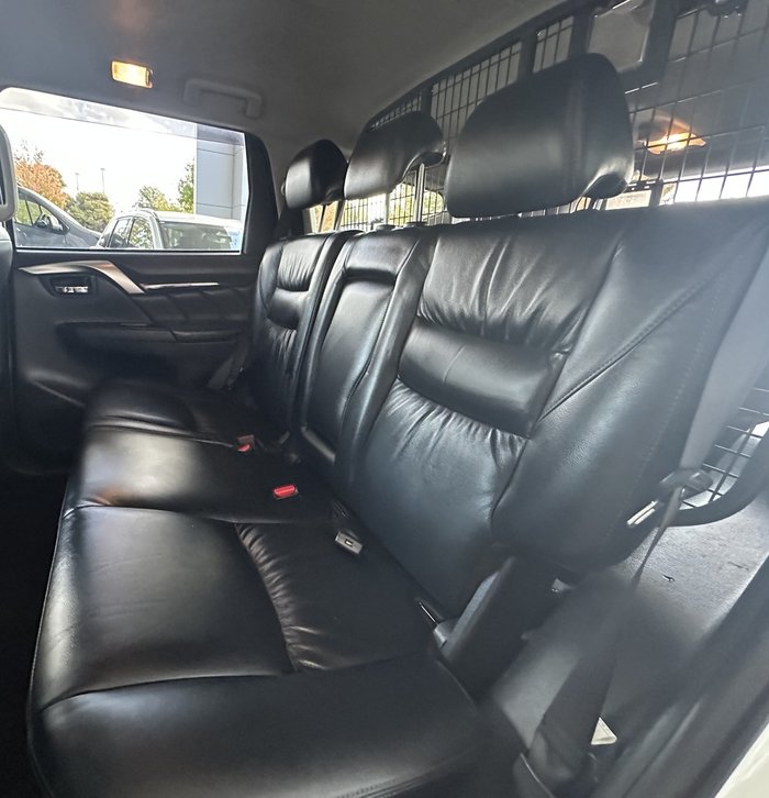 2016 Mitsubishi Pajero Sport GLS