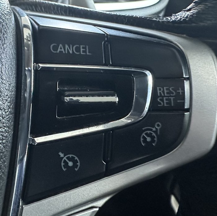 2016 Mitsubishi Pajero Sport GLS