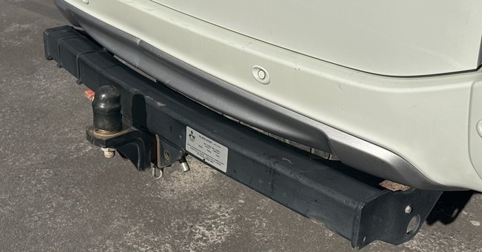 2016 Mitsubishi Pajero Sport GLS