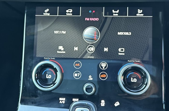 2020 Land Rover Range Rover Evoque P200 R-Dynamic SE