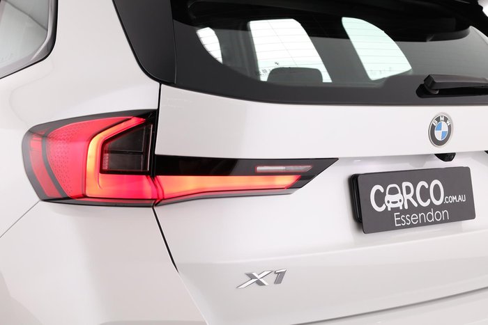2025 BMW X1 xDrive20i M Sport