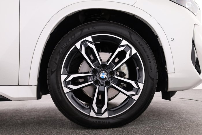 2025 BMW X1