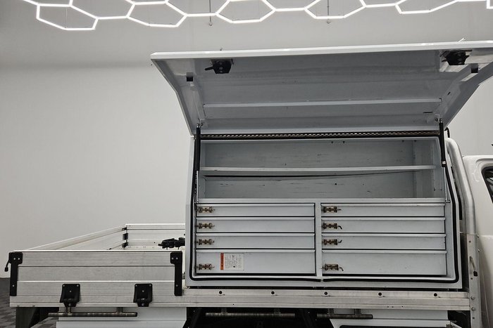 2020 Toyota Hilux SR