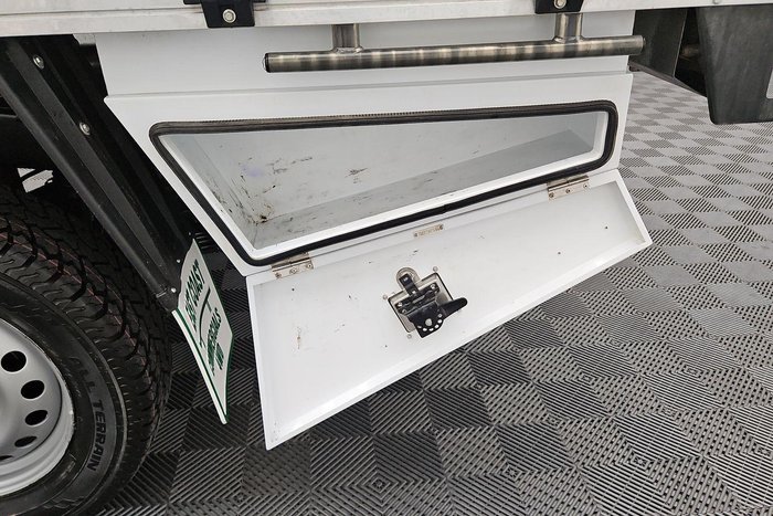 2020 Toyota Hilux SR