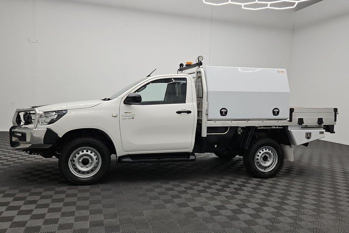 2020 Toyota Hilux SR