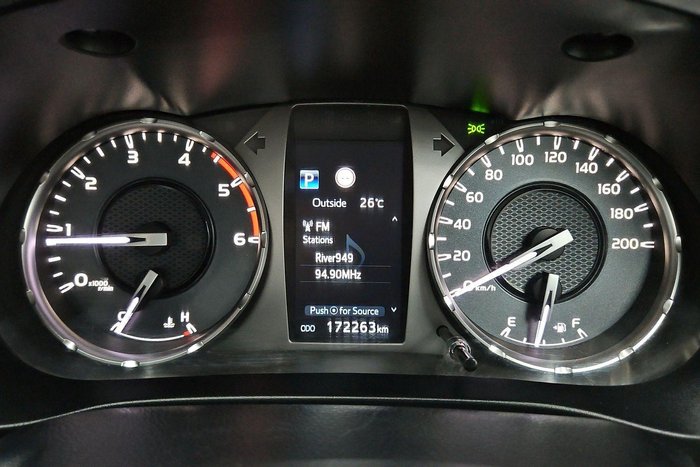 2020 Toyota Hilux SR