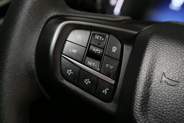 2025 Ford Everest Ambiente