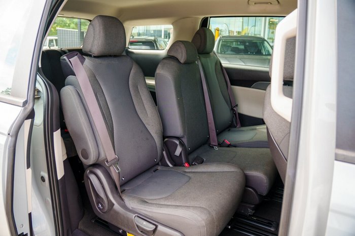 2022 Kia Carnival S