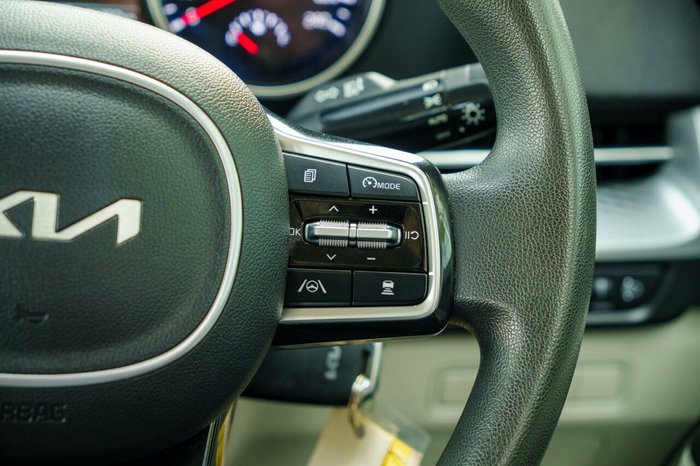 2023 Kia Carnival S