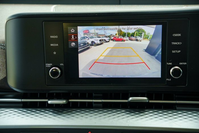 2023 Kia Carnival S