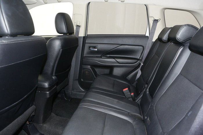2016 Mitsubishi Outlander Exceed