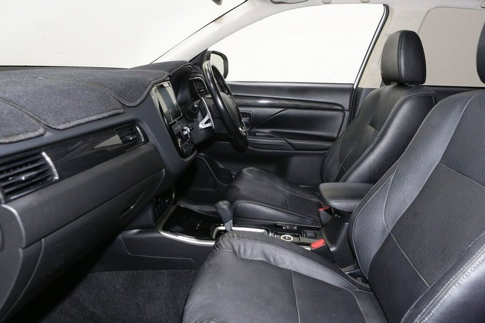 2016 Mitsubishi Outlander Exceed