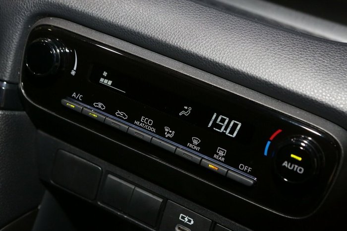 2025 Toyota Yaris Ascent Sport Hybrid