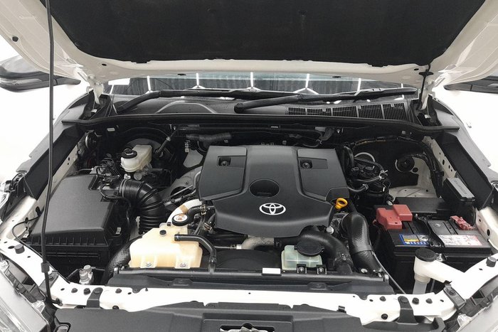 2021 Toyota Hilux SR