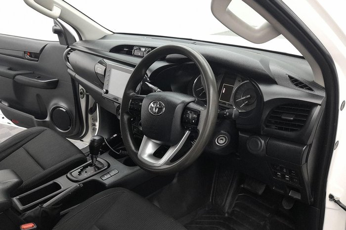 2021 Toyota Hilux SR