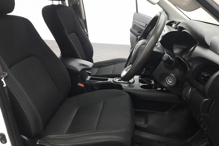 2021 Toyota Hilux SR