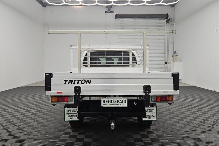 2022 Mitsubishi Triton GLX