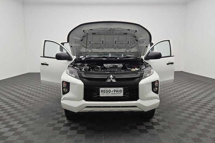 2022 Mitsubishi Triton GLX