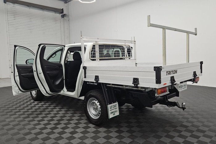 2022 Mitsubishi Triton GLX