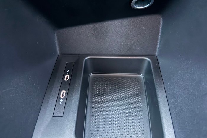 2021 Volkswagen Caddy TDI320