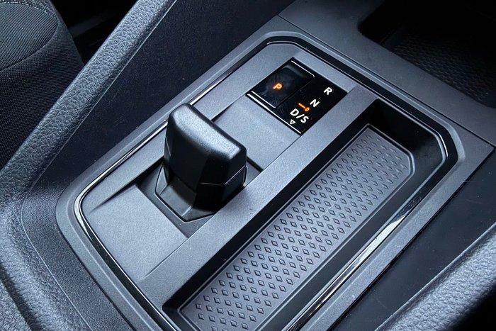 2021 Volkswagen Caddy TDI320