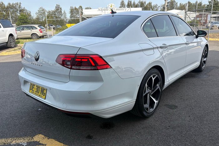 2022 Volkswagen Passat 140TSI Business