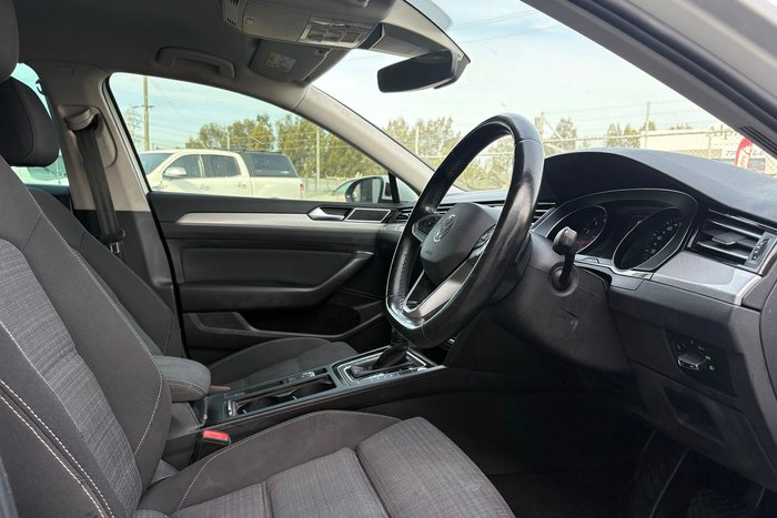 2022 Volkswagen Passat 140TSI Business
