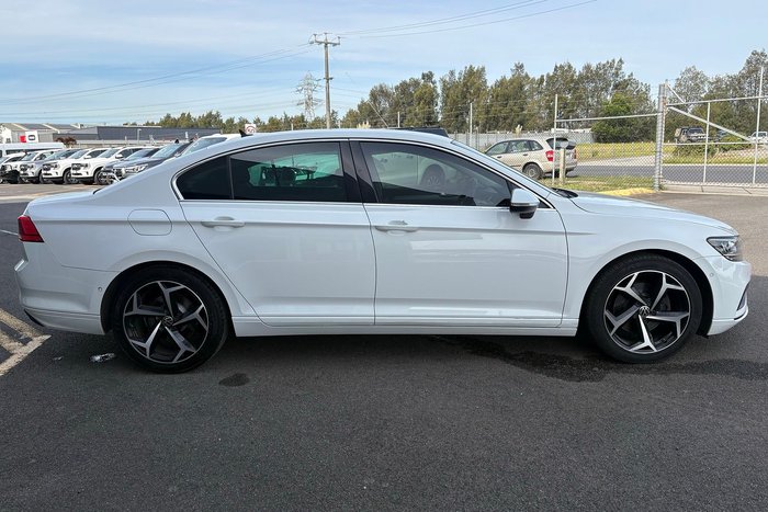 2022 Volkswagen Passat 140TSI Business