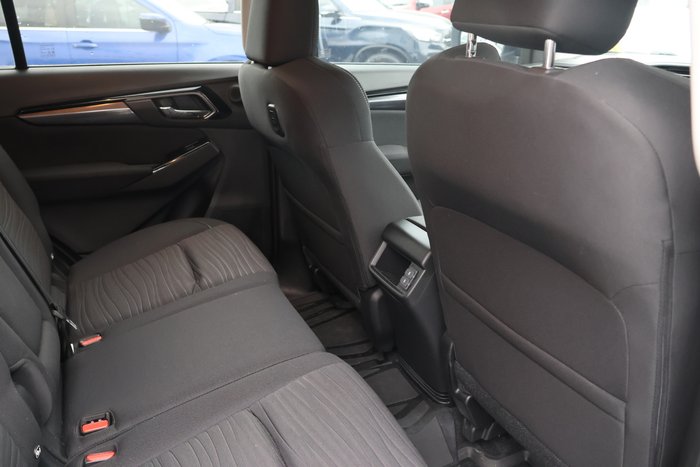 2024 Isuzu MU-X LS-U