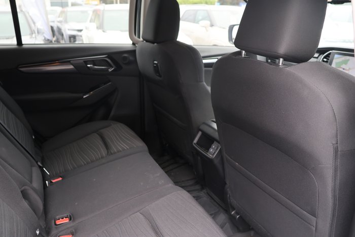 2024 Isuzu MU-X LS-U