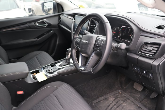 2024 Isuzu MU-X LS-U