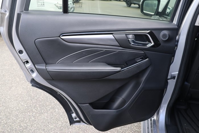 2021 Isuzu MU-X LS-T
