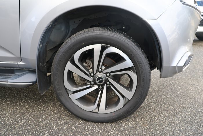 2021 Isuzu MU-X LS-T