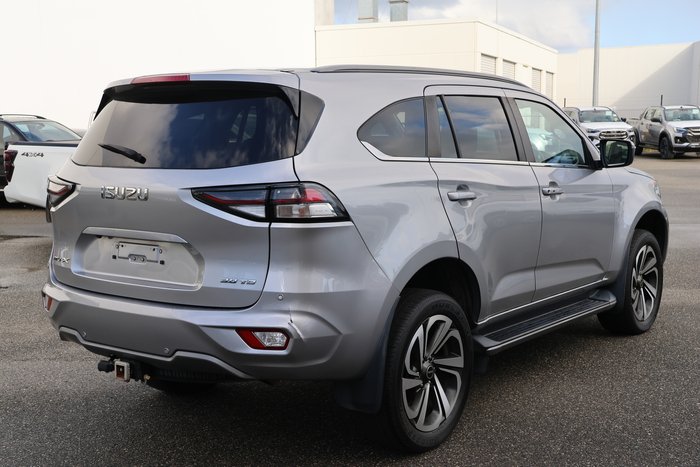 2021 Isuzu MU-X LS-T