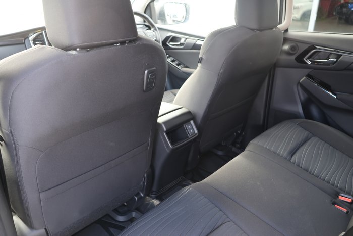 2024 Isuzu MU-X LS-U