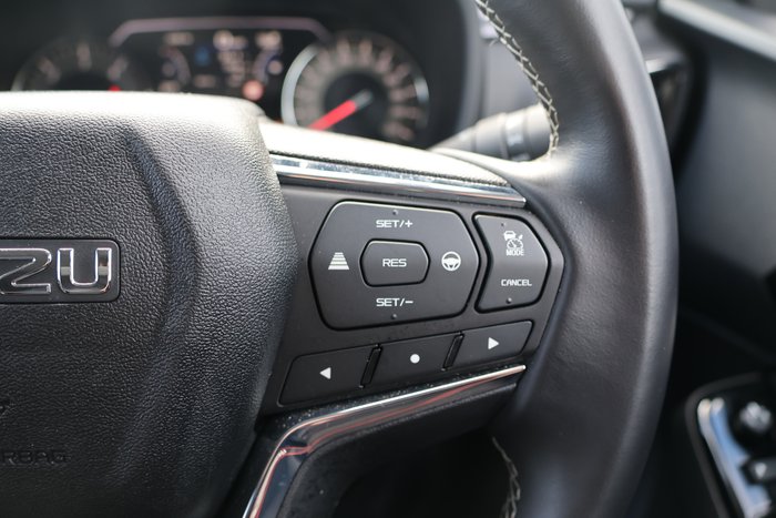 2024 Isuzu MU-X LS-U