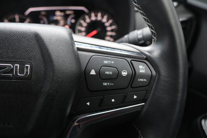 2024 Isuzu MU-X LS-U