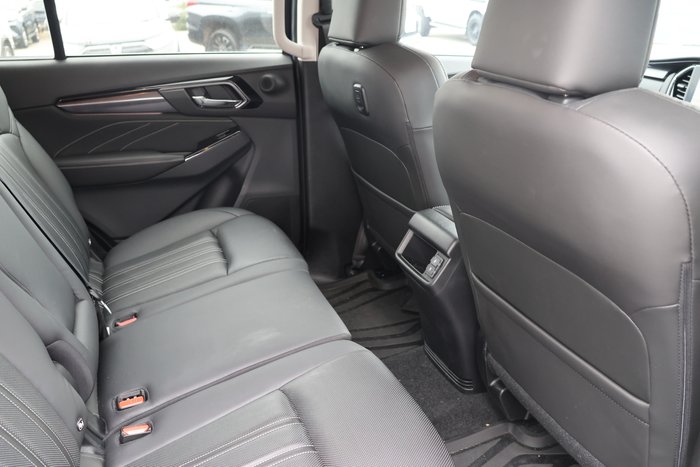 2024 Isuzu MU-X LS-U