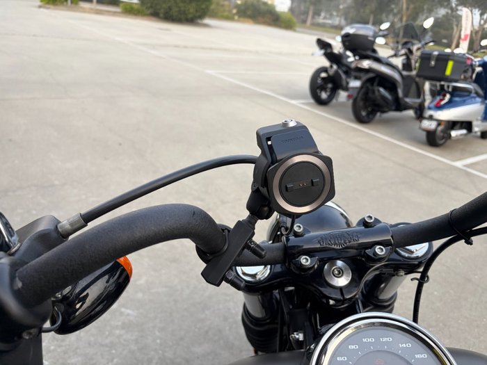 2018 HARLEY-DAVIDSON FXBB STREET BOB Grey