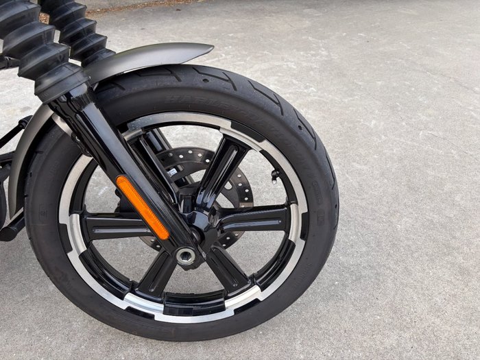 2018 HARLEY-DAVIDSON FXBB STREET BOB Grey
