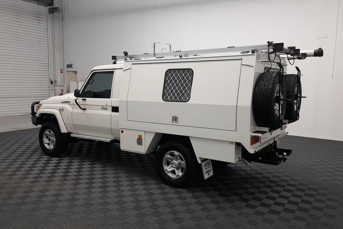 2022 Toyota Landcruiser GXL