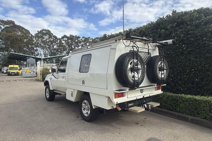 2022 Toyota Landcruiser GXL
