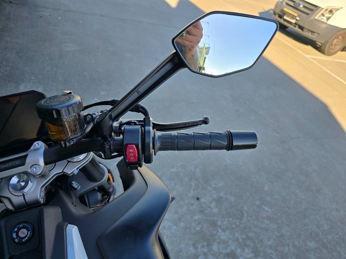 2024 CFMOTO 450 NK White