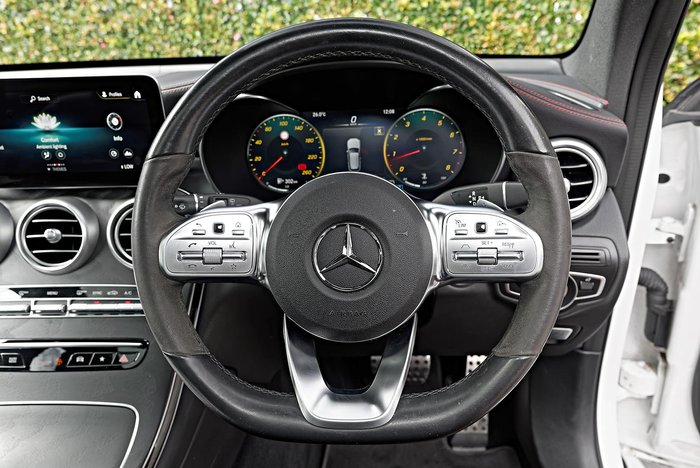2022 Mercedes-Benz GLC-Class GLC300